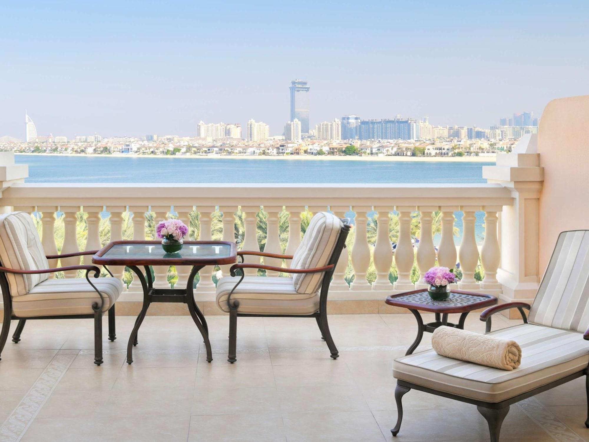 فندق Raffles The Palm دبي المظهر الخارجي الصورة